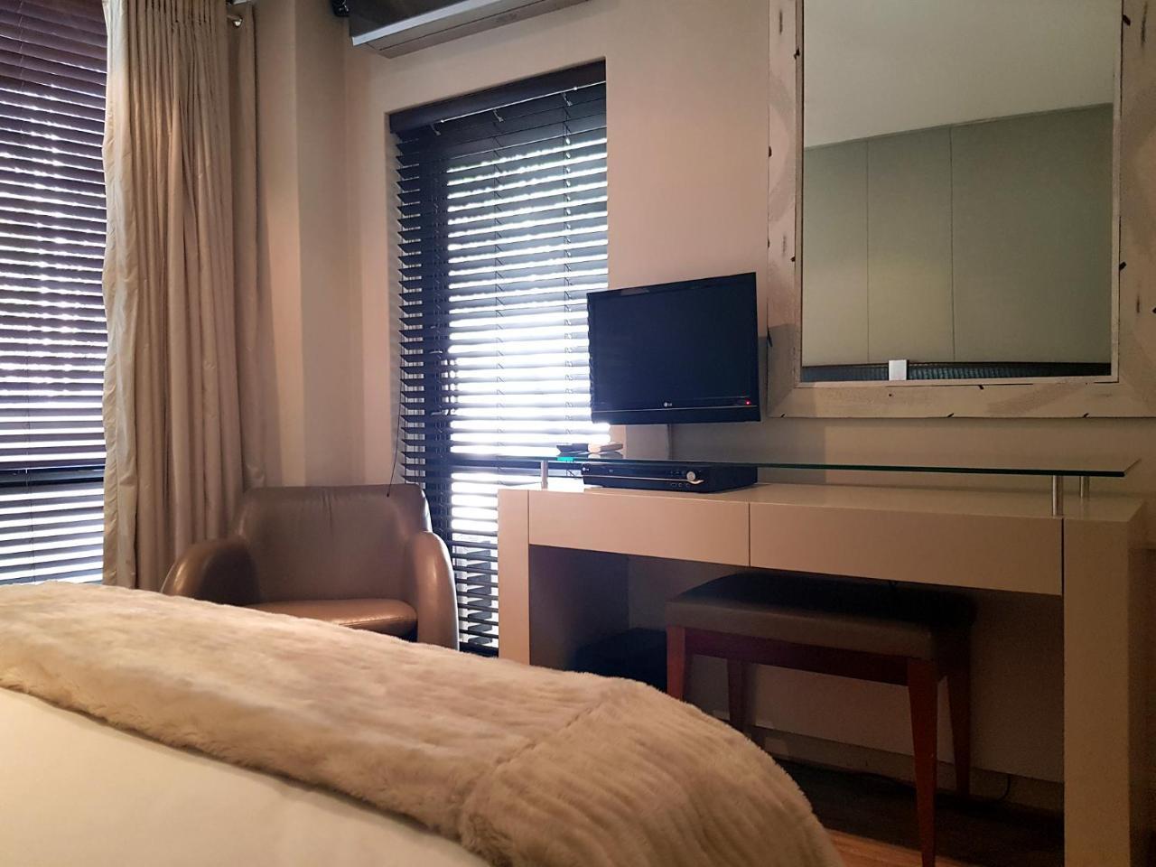 Weom Apartments Sandton Eksteriør billede
